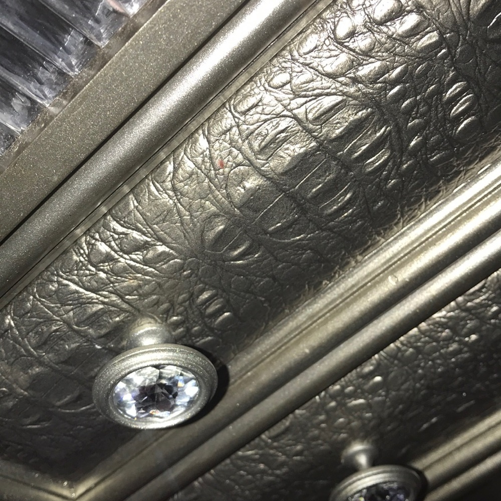 Meet your Posher, Jasmine